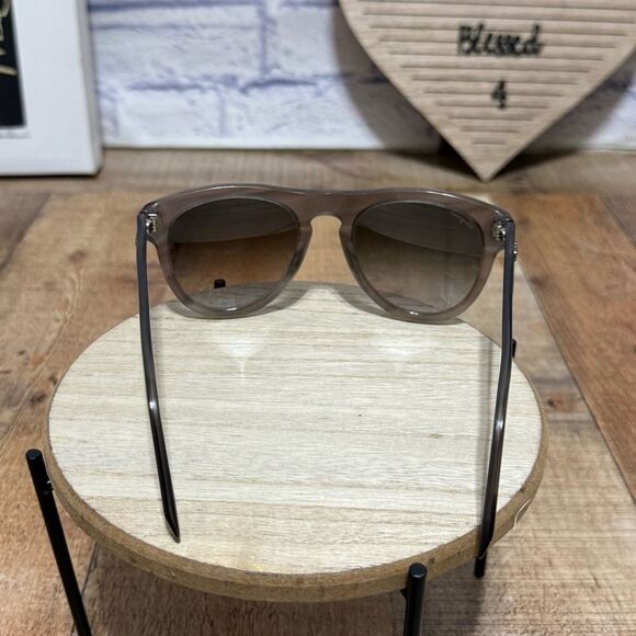 Salvatore Ferragamo SF828 Unisex Sunglasses main image 9